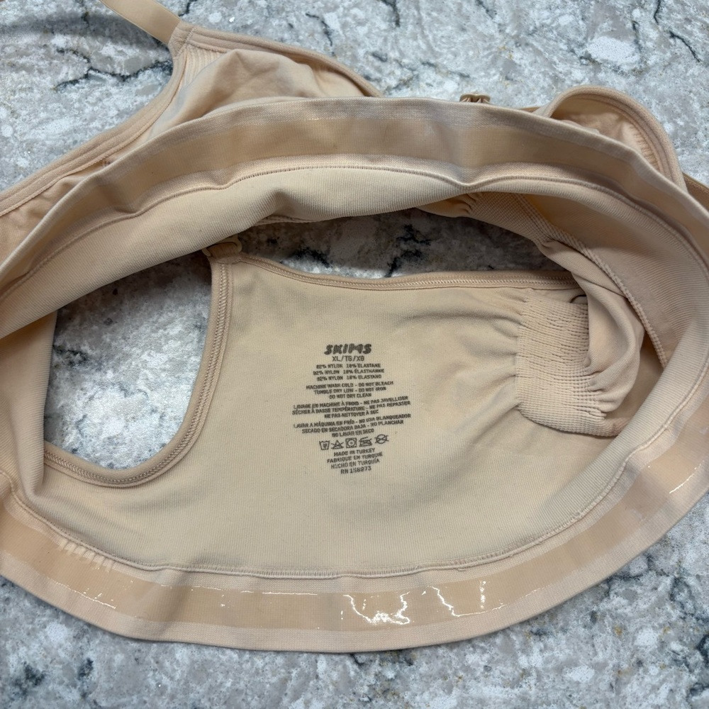 SKIMS Seamless Sculpt Bralette NWOT - Picture 7 of 7